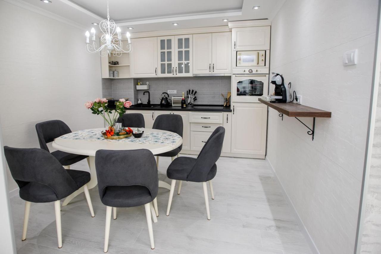 Apartman Mdb Retro Subotica Eksteriør billede