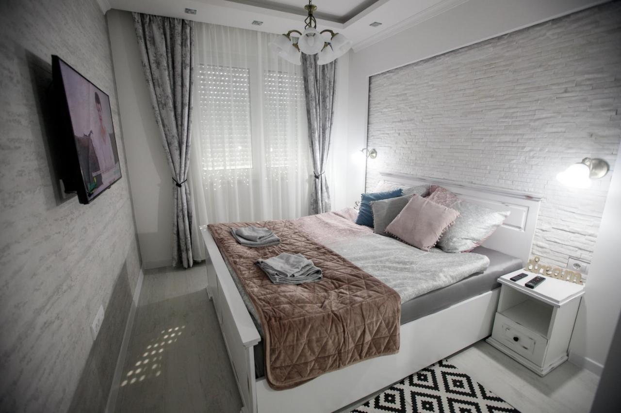 Apartman Mdb Retro Subotica Eksteriør billede
