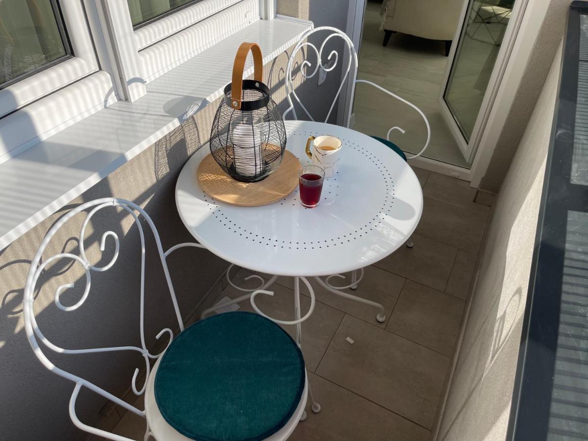 Apartman Mdb Retro Subotica Eksteriør billede